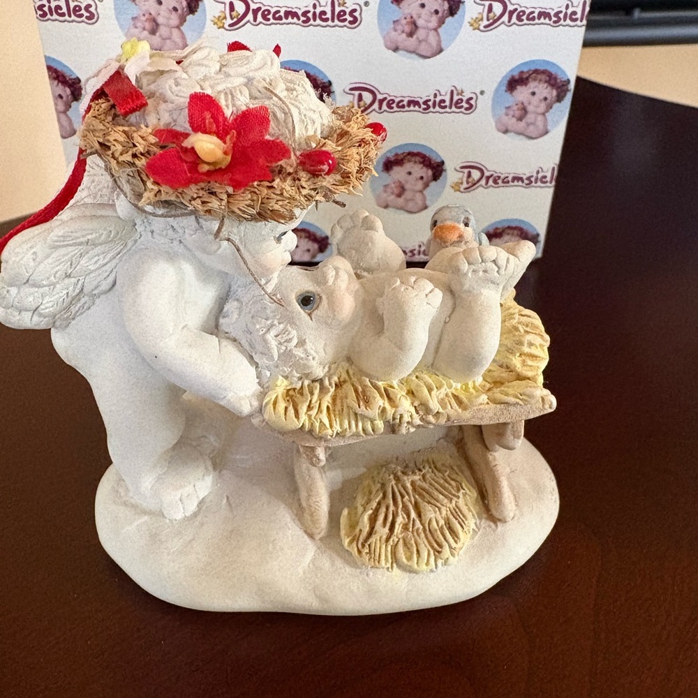 Vintage Dreamsicles - Born This Day Figurine 1994